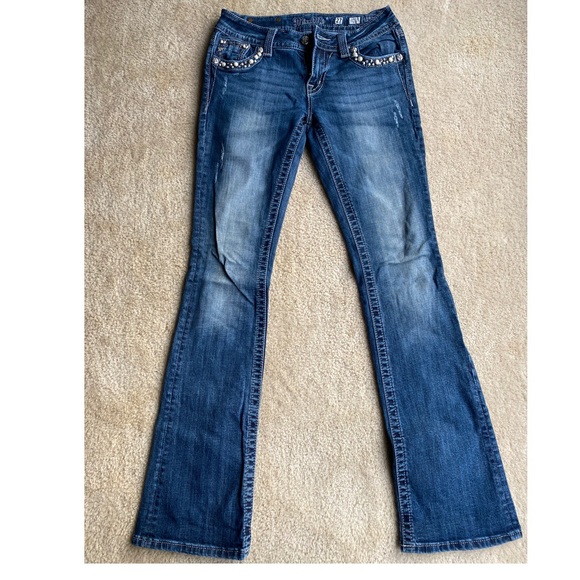 Miss Me jeans size 27 pearls and rhinestones - Picture 1 of 4